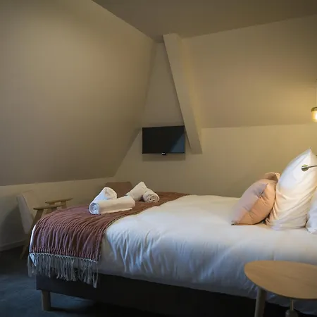 Domaine De L'ecorcerie 3*