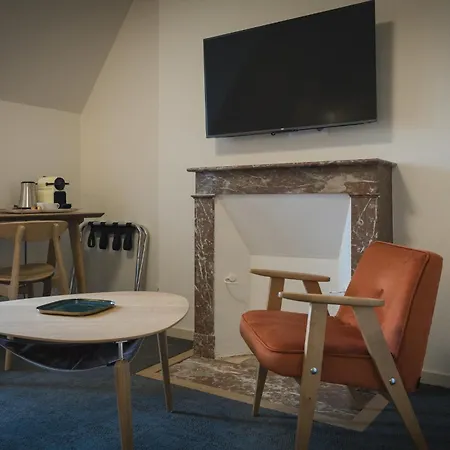 Domaine De L'ecorcerie Hotel Fontaine-le-Comte