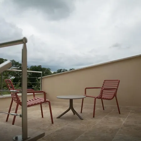 Domaine De L'ecorcerie Hotel