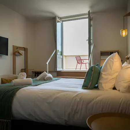 Domaine De L'ecorcerie Hotel Fontaine-le-Comte