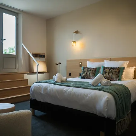 Domaine De L'ecorcerie Hotel Fontaine-le-Comte