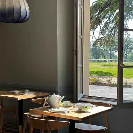 Domaine De L'ecorcerie Fontaine-le-Comte