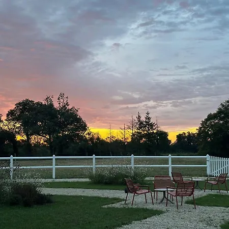 Domaine De L'ecorcerie Hotel 3*