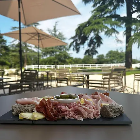 Domaine De L'ecorcerie *