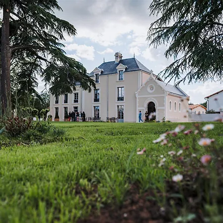 Domaine De L'ecorcerie Hotel Fontaine-le-Comte