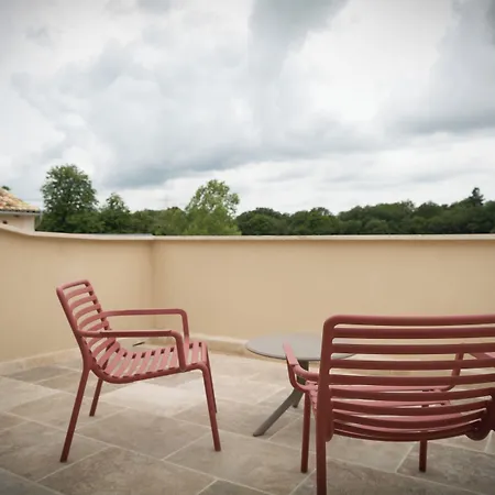 Hotel Domaine De L'ecorcerie Fontaine-le-Comte