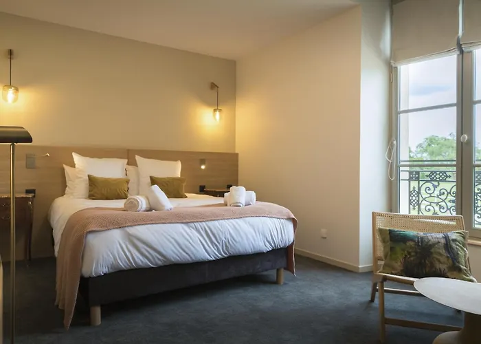 Hotel Domaine De L'ecorcerie Fontaine-le-Comte