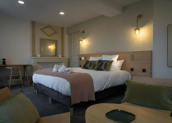 Domaine De L'ecorcerie * Fontaine-le-Comte