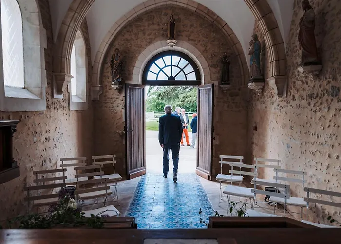 Domaine De L'ecorcerie Hotel Fontaine-le-Comte