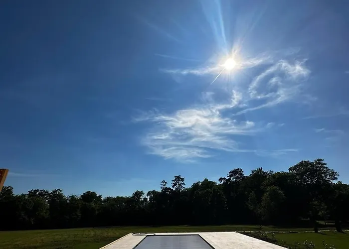 Hotel Domaine De L'ecorcerie Fontaine-le-Comte