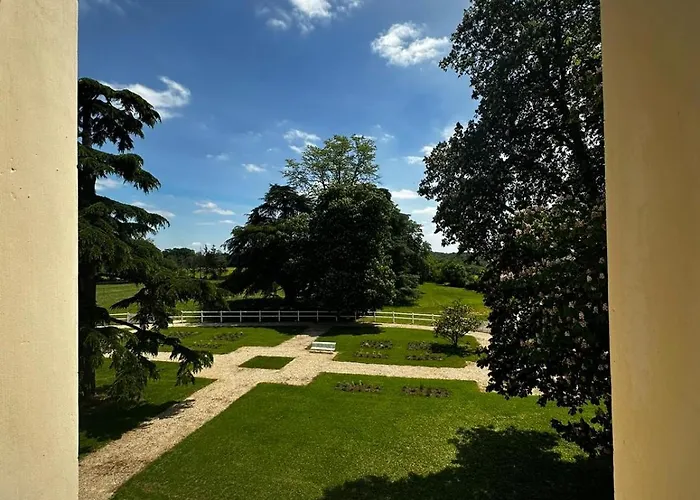 Domaine De L'ecorcerie Hotel Fontaine-le-Comte