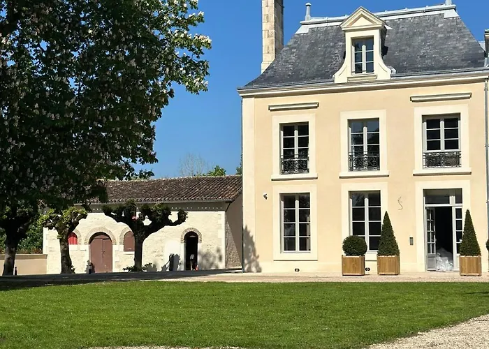 Hotel Domaine De L'ecorcerie