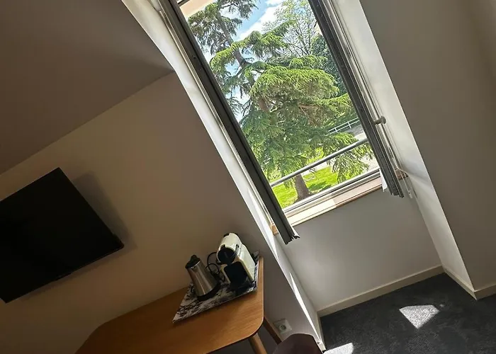 Hotel Domaine De L'ecorcerie *