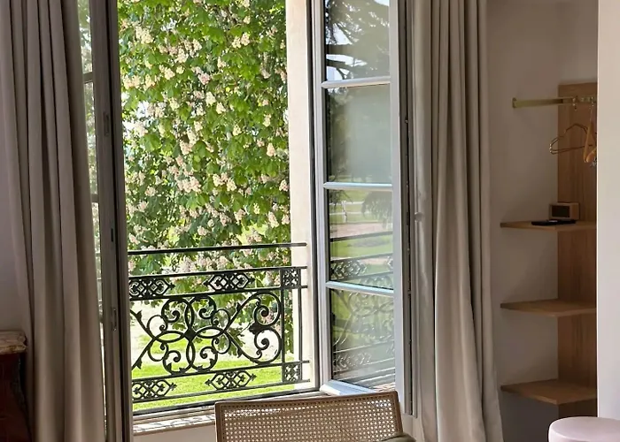 Domaine De L'ecorcerie Fontaine-le-Comte