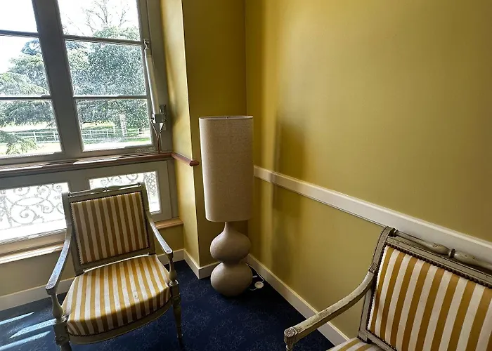 Domaine De L'ecorcerie Hotel