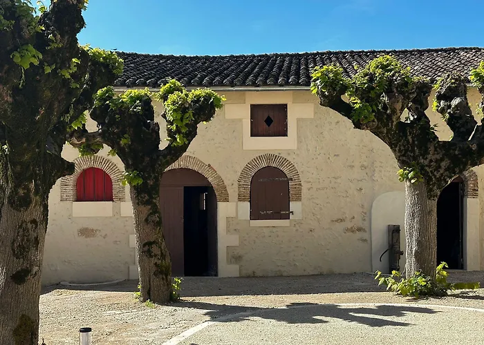 Hotel Domaine De L'ecorcerie Fontaine-le-Comte